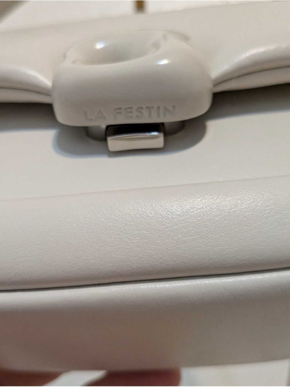 La Festin Leather cream cloud small shoulder to Crossbody bag - Picture 9 of 12